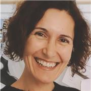 Profesora de español nativa de España con amplia experiencia.